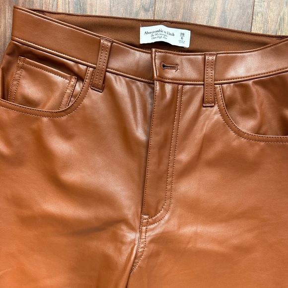 Abercrombie & Fitch Vegan Leather 90s Straight Pant - Brown - Picture 3 of 11
